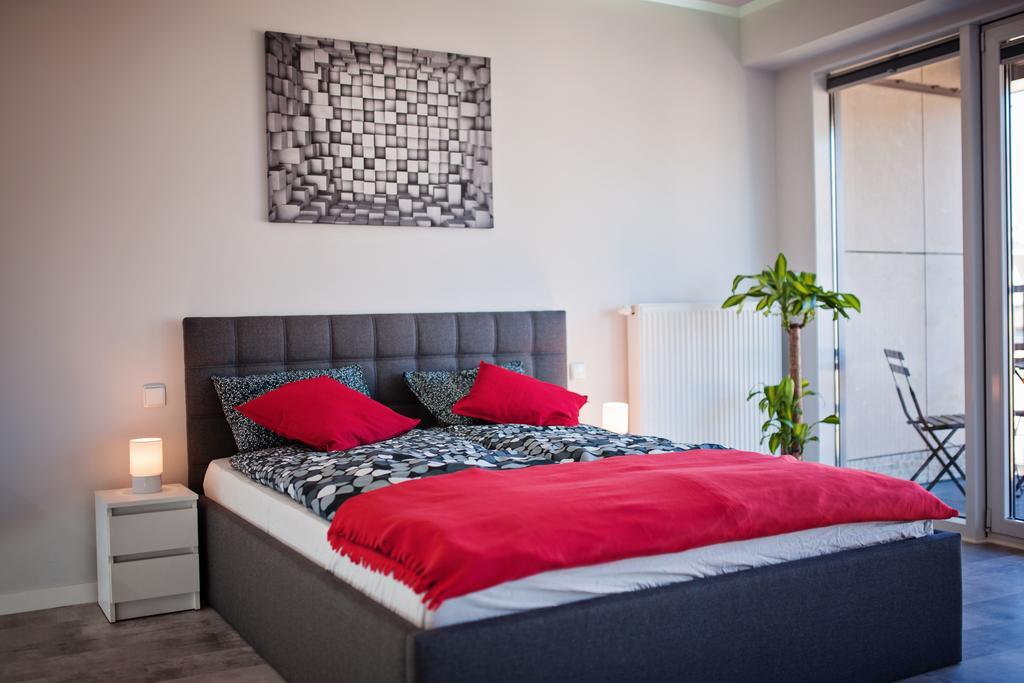 بوزنان Good Time Apartments - Boznicza 1 I Male Garbary 8 المظهر الخارجي الصورة